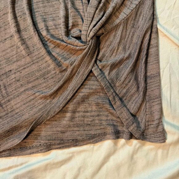 THREE Mixed Brands Short Sleeve Blouse Tops SM/MED/LG Tan, Ivory, Burgundy - Picture 5 of 14